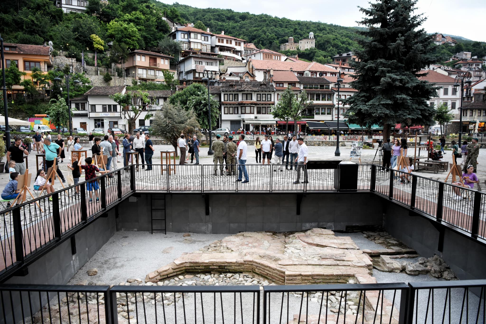 Përurohet lokaliteti arkeologjik në qendër të Prizrenit