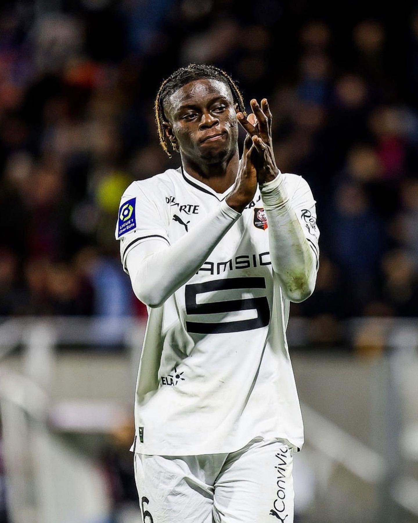 Chelsea transferon një mesfushor