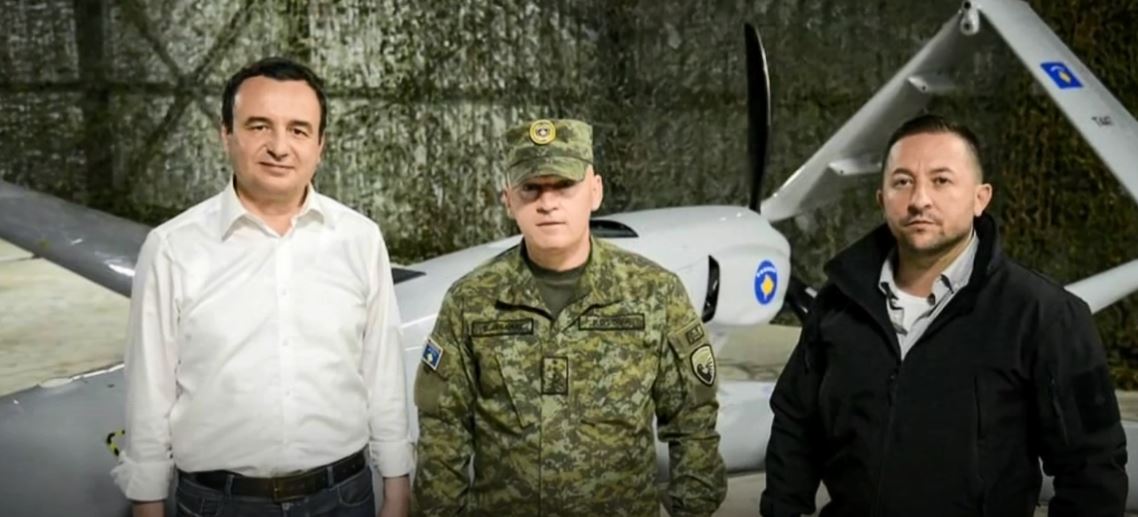 Publikohen dronët Bayraktar, gjithçka gati për fluturim (VIDEO) - Klan  Kosova