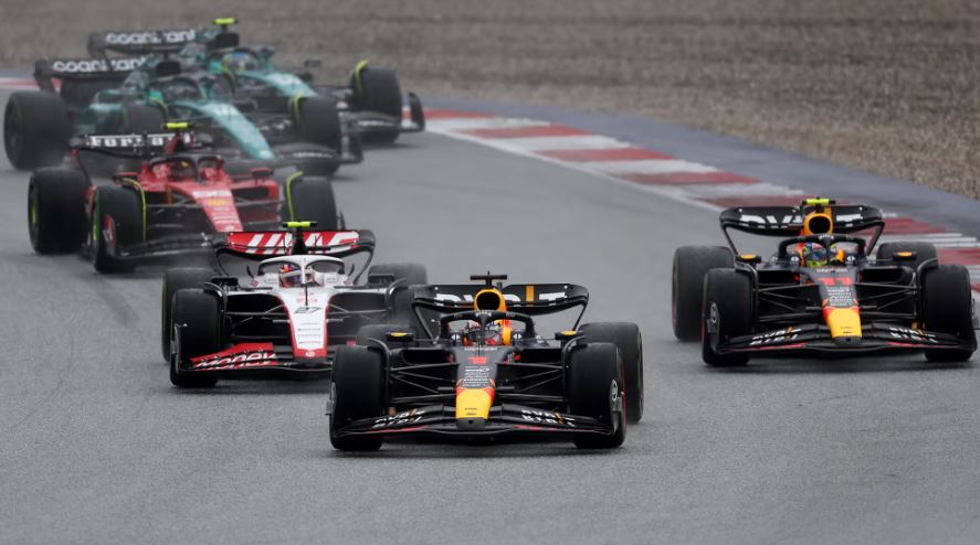 Verstappen triumfon edhe në pistën e Austrisë