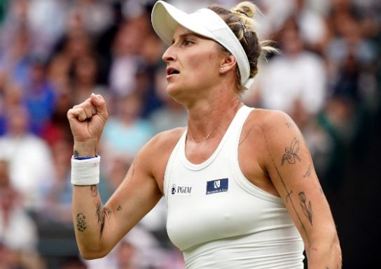 Vondrousova në finale të Wimbledonit (VIDEO)