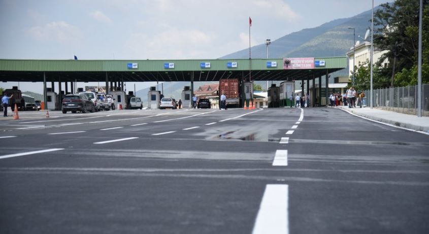 Prokuroria kërkon paraburgim ndaj zyrtarit doganor që dëmtoi buxhetin e Kosovës me vlerë mbi 3 mijë euro