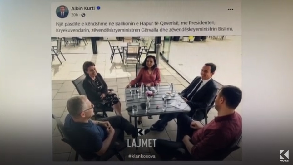 Fotografia e ballkonit, ironizim apo zhvendosje e vëmendjes? (VIDEO)