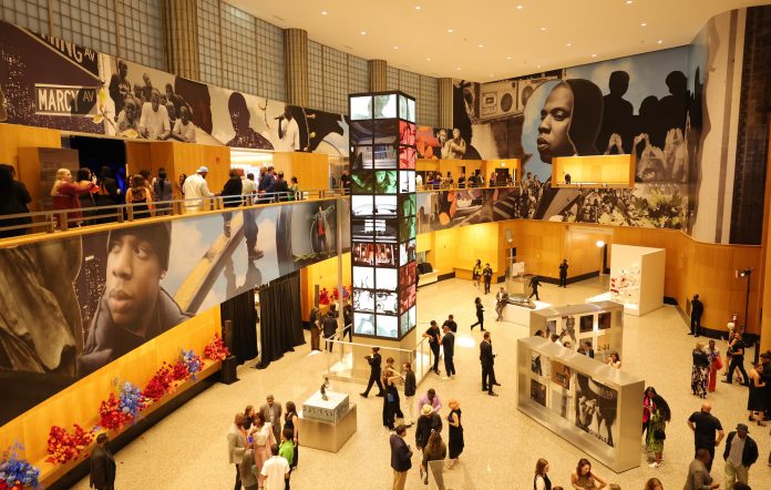 Hapet ekspozita për Jay-Z në Bibliotekën Publike të Brooklynit