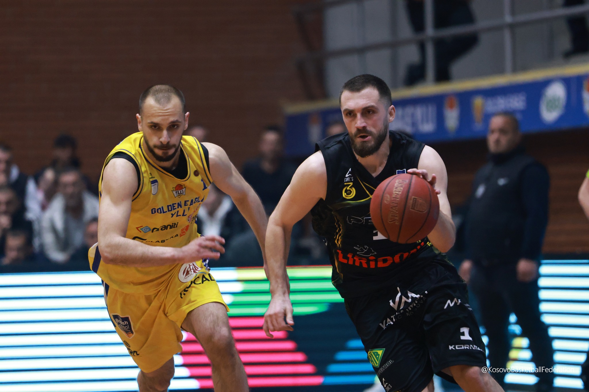 Shtyhet afati kalimtar në basketboll