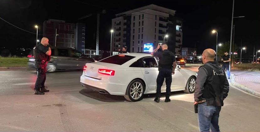 Operacioni "Goditja" në Gjilan, policia arreston 13 persona dhe konfiskon 4 armë