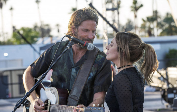 Cooper: Të qenët esëll ma lehtësoi rolin në “A Star Is Born”