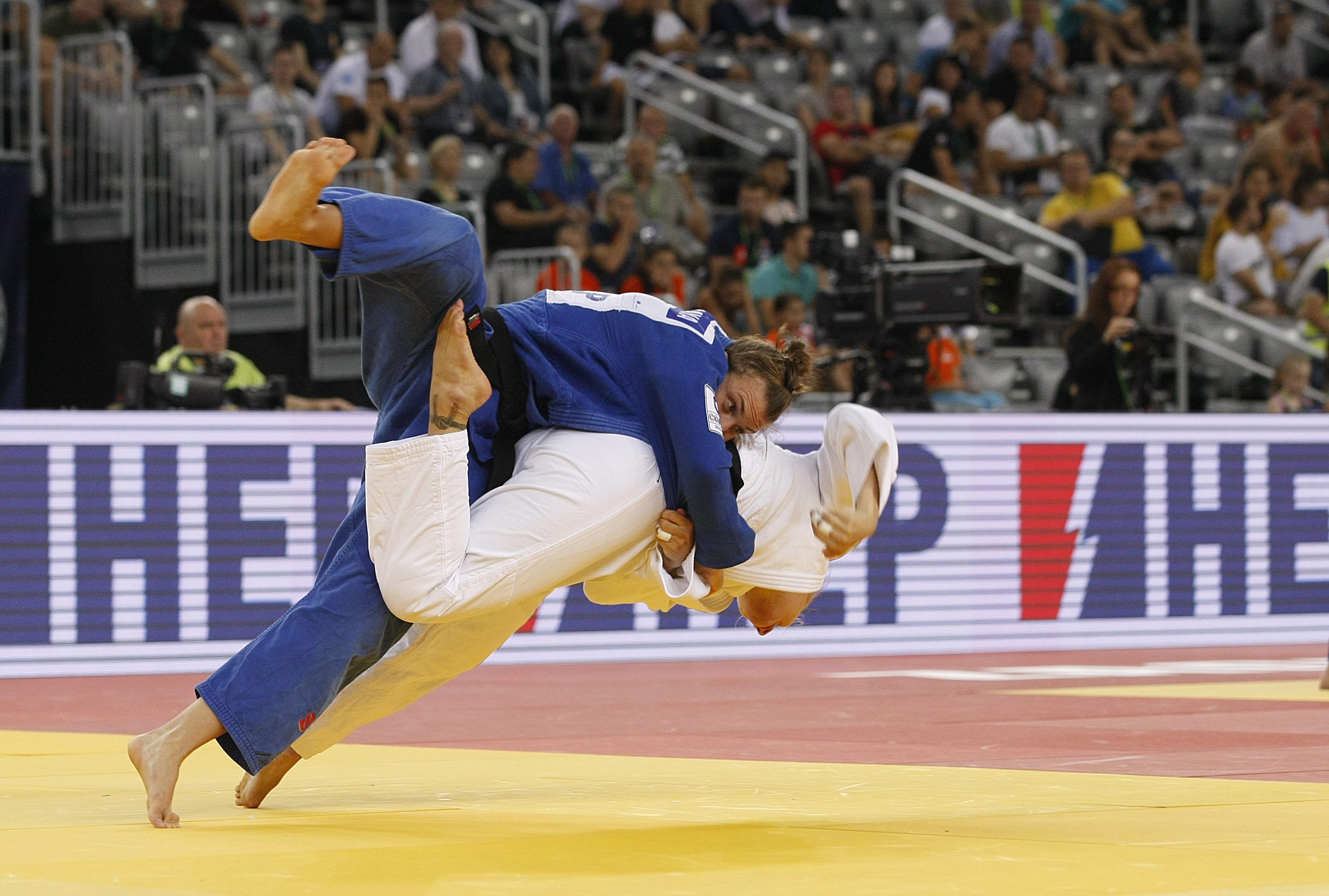 Fillon gara Grand Prix në Zagreb