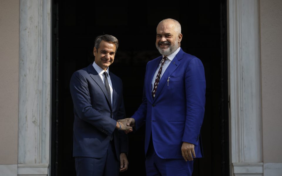 Zëdhënësi i qeverisë greke tregon se përse nuk u ftua Rama nga Mitsotakis