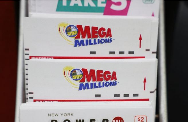 Numri i targës së mamasë i jep çmimin e lotarisë prej 50 mijë dollarësh