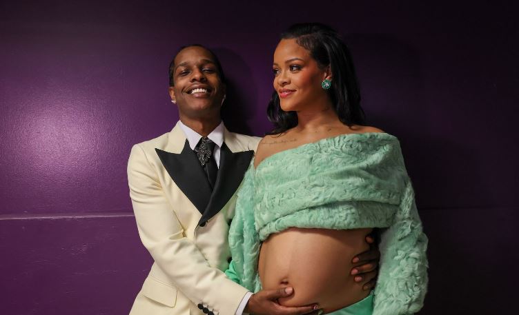 Rihanna dhe ASAP Rocky bëhen prindër për herë të dytë
