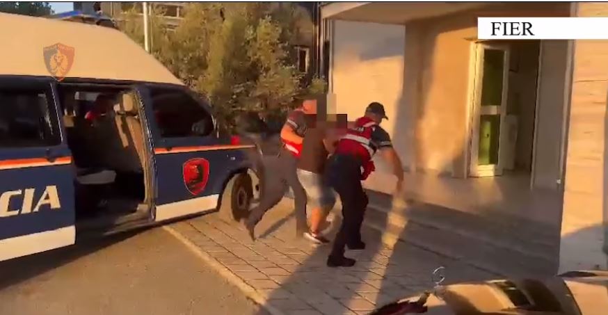 Përshtati lokalin për shitje të kokainës, arrestohet 54-vjeçari në Fier