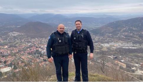 Kolegu i policit të vrarë: U sulmuam në mënyrë tinëzare