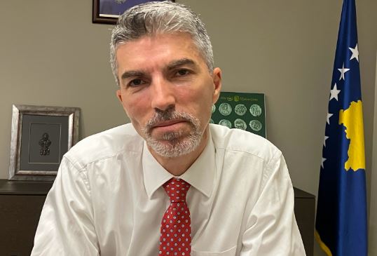 Dugolli, republikanes Tenney: Po e justifikoni paturpshëm sulmin terrorist