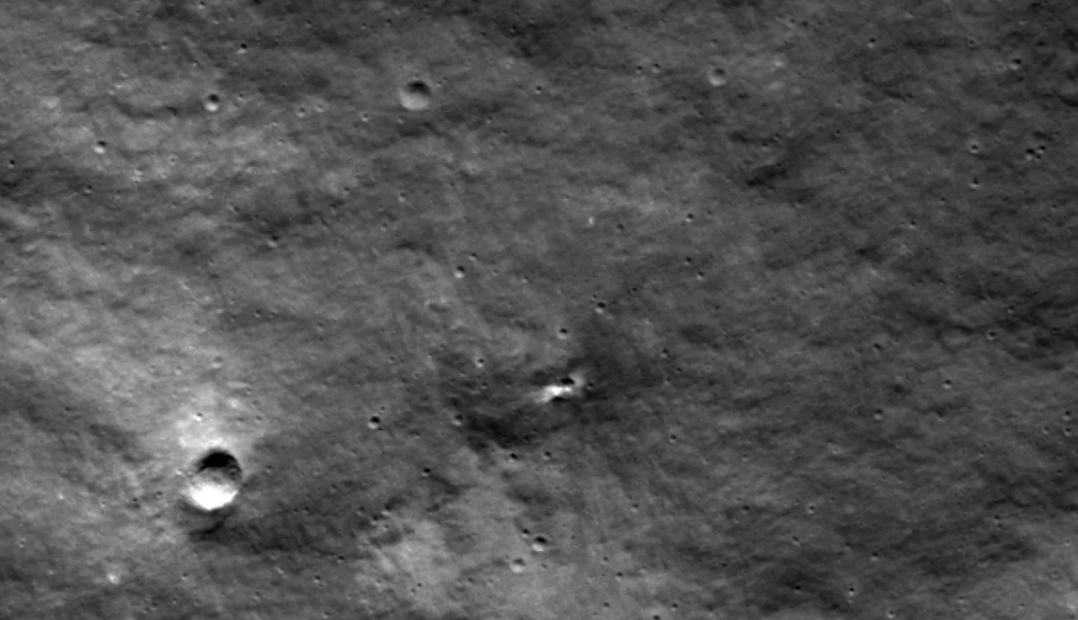 Orbiteri i NASA-s zbulon kraterin hënor nga rrëzimi i Luna 25 të Rusisë
