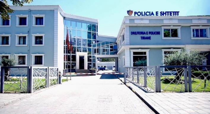 Shkatërrohet në Tiranë rrjeti shpërndarës i drogës me mbi 100 persona