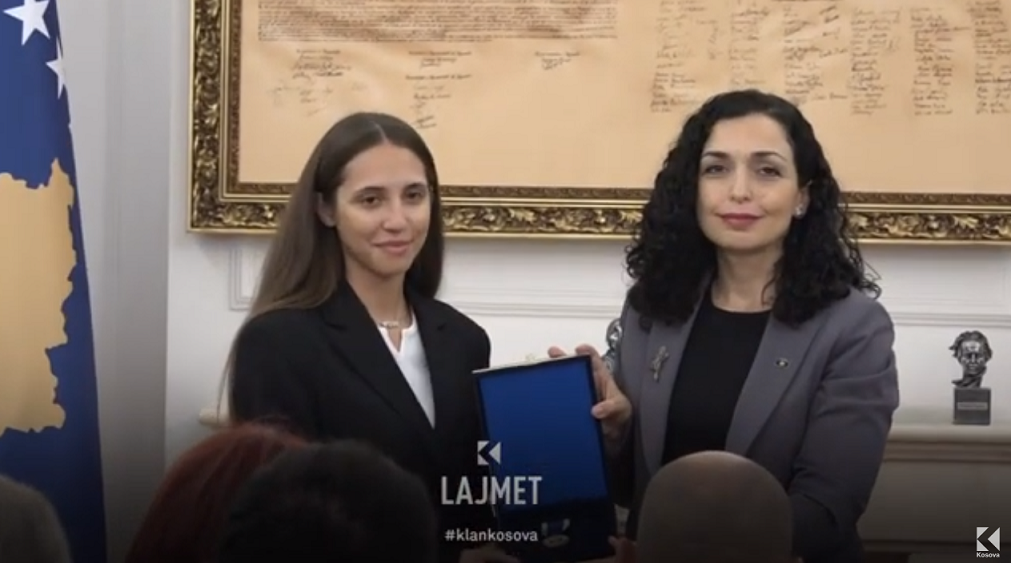 Dita e komunitetit boshnjak, Osmani ndan dekorata (VIDEO)