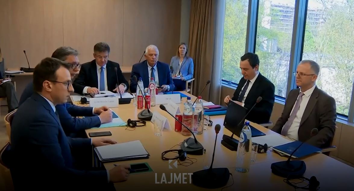 Vuçiqit mund t'i kthehet "boomerang" në Bruksel çështja e sigurisë së serbëve (VIDEO)