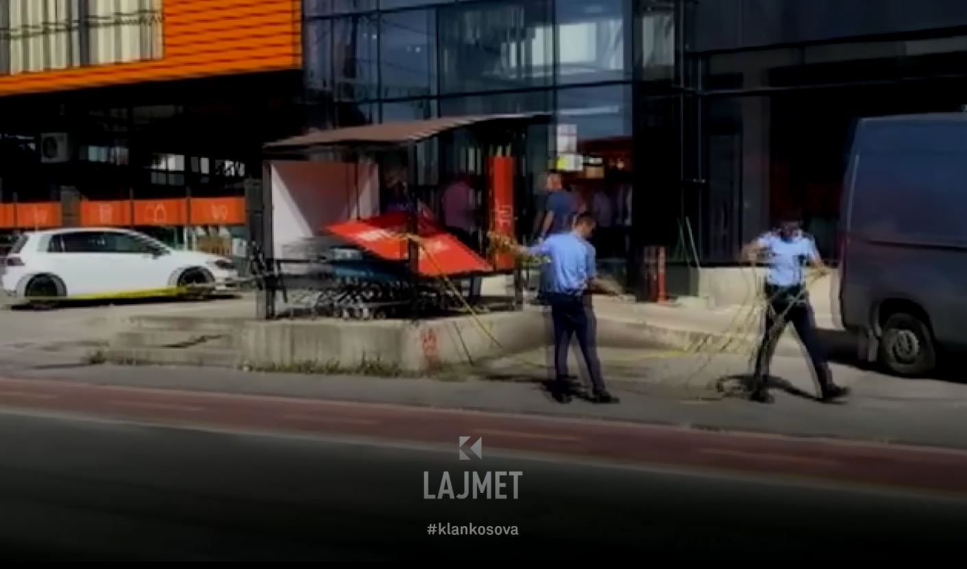 Pamje nga vendi i ngjarjes ku ndodhi vrasja në Podujevë (VIDEO)