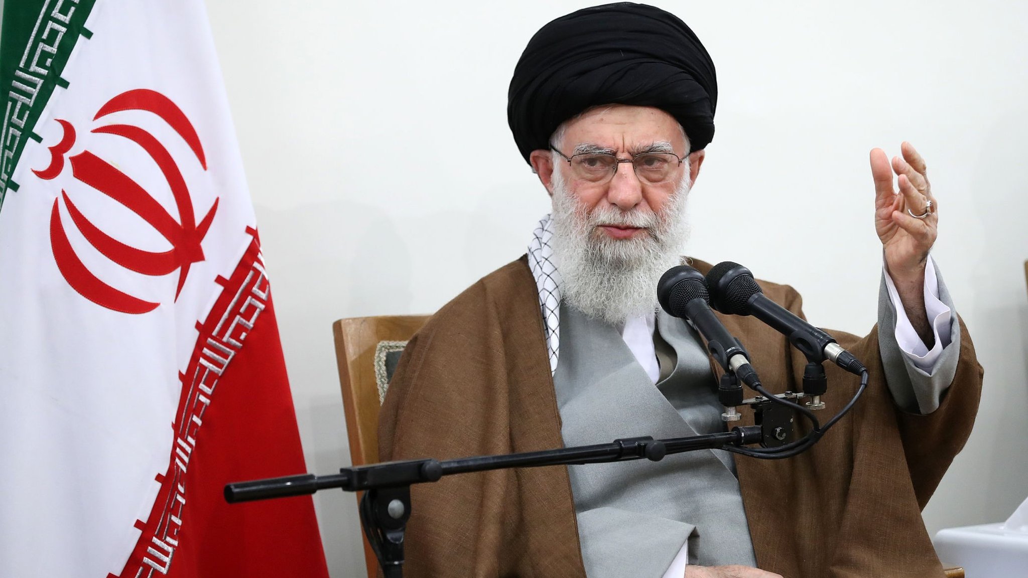 Lideri iranian: Puthim dorën e atyre që planifikuan sulmin ndaj regjimit sionist