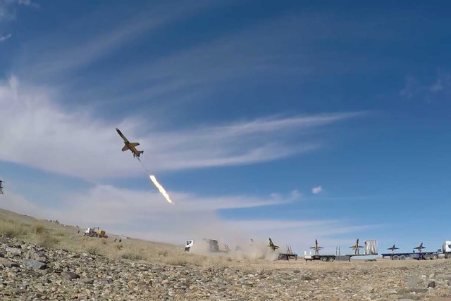 Forcat amerikane në Irak sulmohen me raketa e dronë