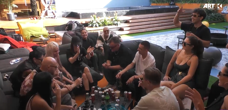 "Kujt në vendin tim i thua xhan", banorët e BBVK ia thonë këngës sërish (VIDEO)