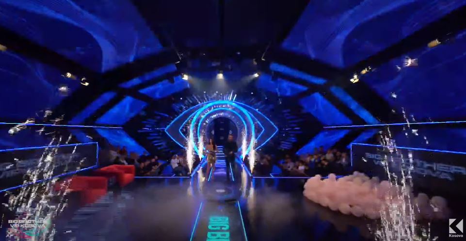 Fillon zyrtarisht Big Brother VIP Kosova 2, mirëpritet me duartrokitje nga publiku në studio