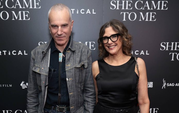 Daniel Day-Lewis shfaqet si rrallë herë në publik