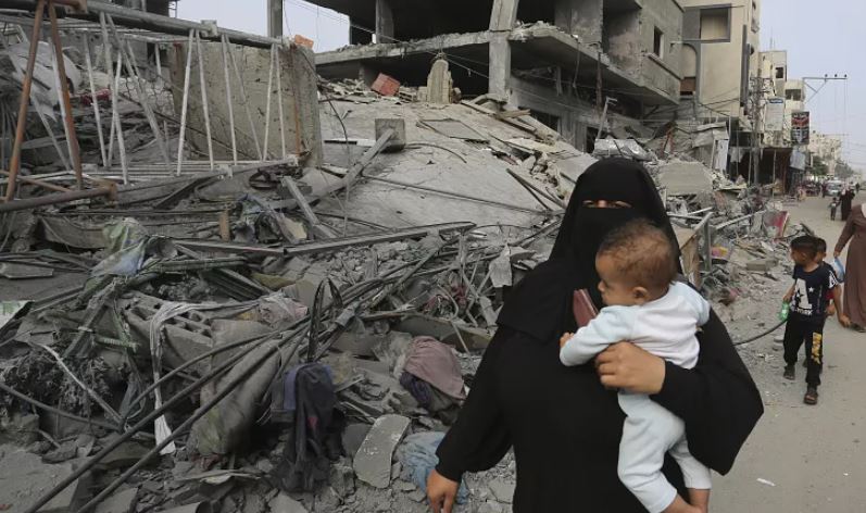 Hamasi thotë se numri i të vdekurve në Gaza është 7703