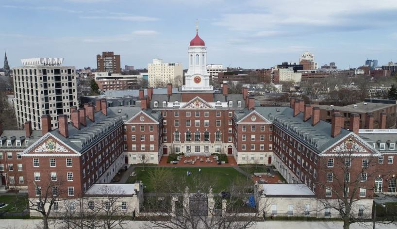 387 vjet nga themelimi i Universitetit të Harvardit