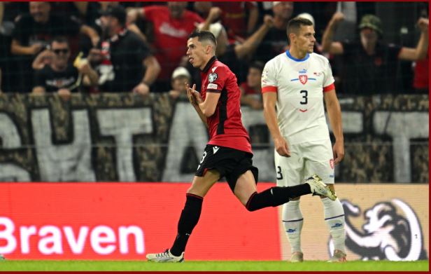 UEFA për Asanin: Shënon vetëm "Golazo"