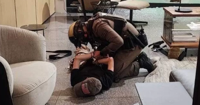 Bangkok: 14-vjeçari vret tre persona e plagos katër të tjerë