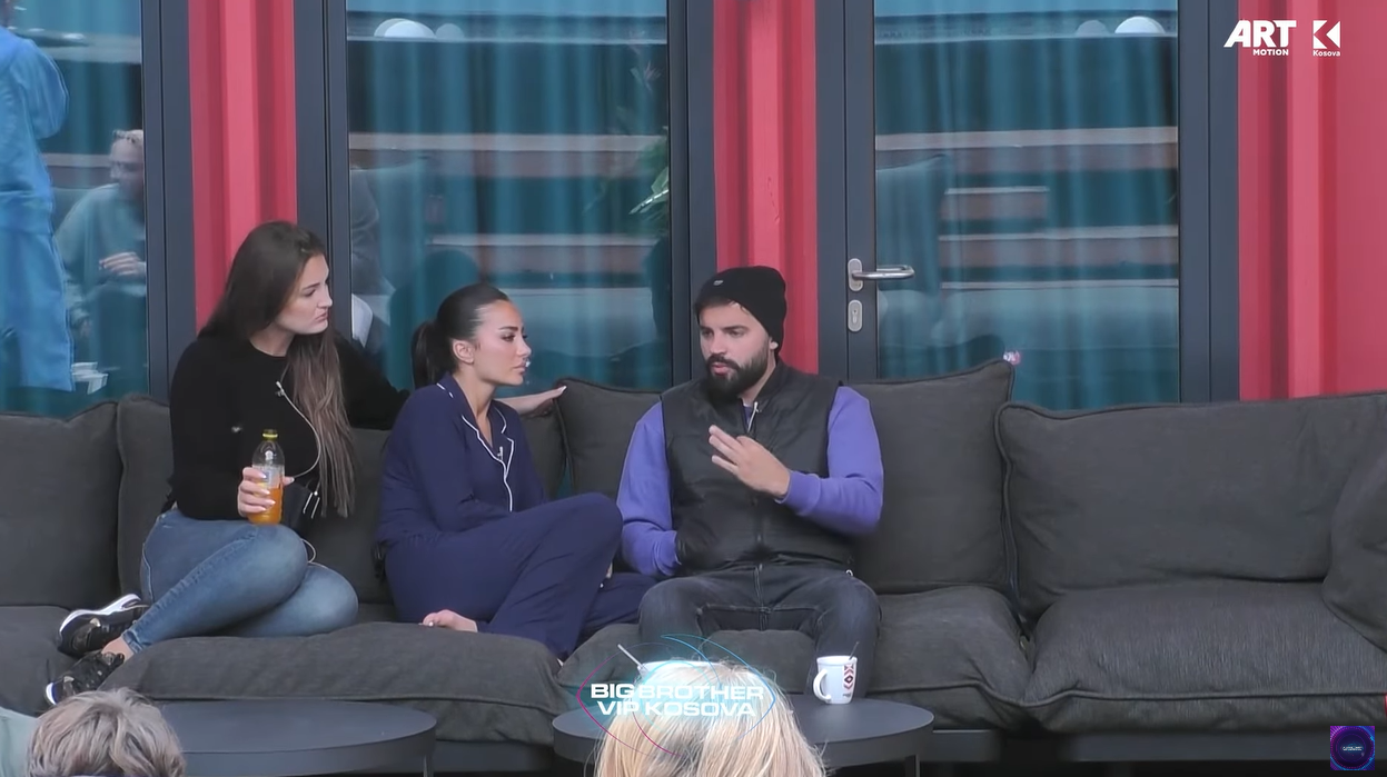 Meti bëhet nervoz edhe me Monikën: S'dike as çka po fol (VIDEO)
