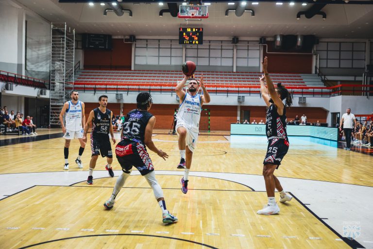 ‘Tërmet’ te Prishtina, largohet Arti Hajdari?