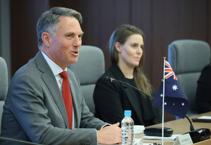 Australia dërgon më shumë forca mbrojtëse në Lindjen e Mesme