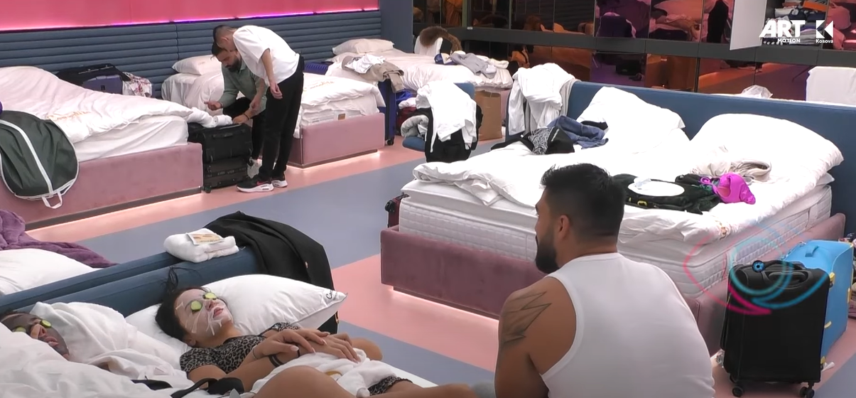 Azemi tregon se si do ishte gruaja ideale për të (VIDEO)