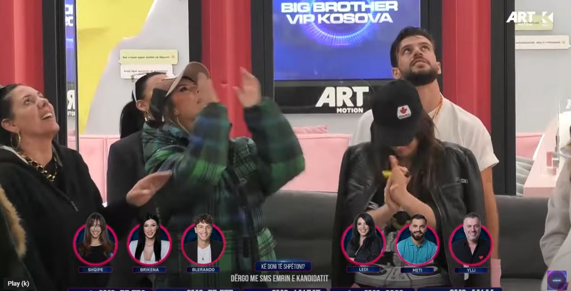 Santianës, Meti dhe Besit u vijnë dronë nga jashtë, emocione të shumta nga banorët (VIDEO)