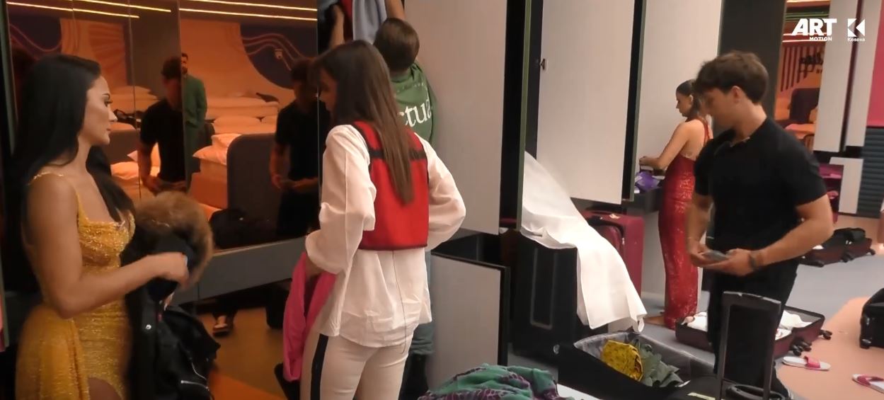 Banorët e Big Brother VIP Kosova rregullojnë rrobat (VIDEO)
