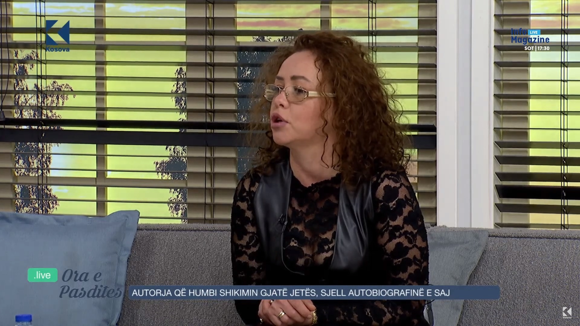 Fjolla Muhaxhiri - Agusholli, autorja e verbër që shkroi librin e dytë në telefon (VIDEO)