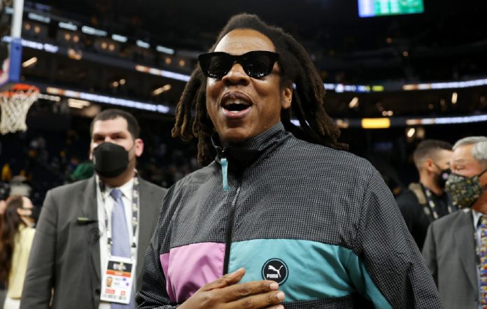 500 mijë dollarë apo darkë me Jay-Z, reperi ka një këshillë