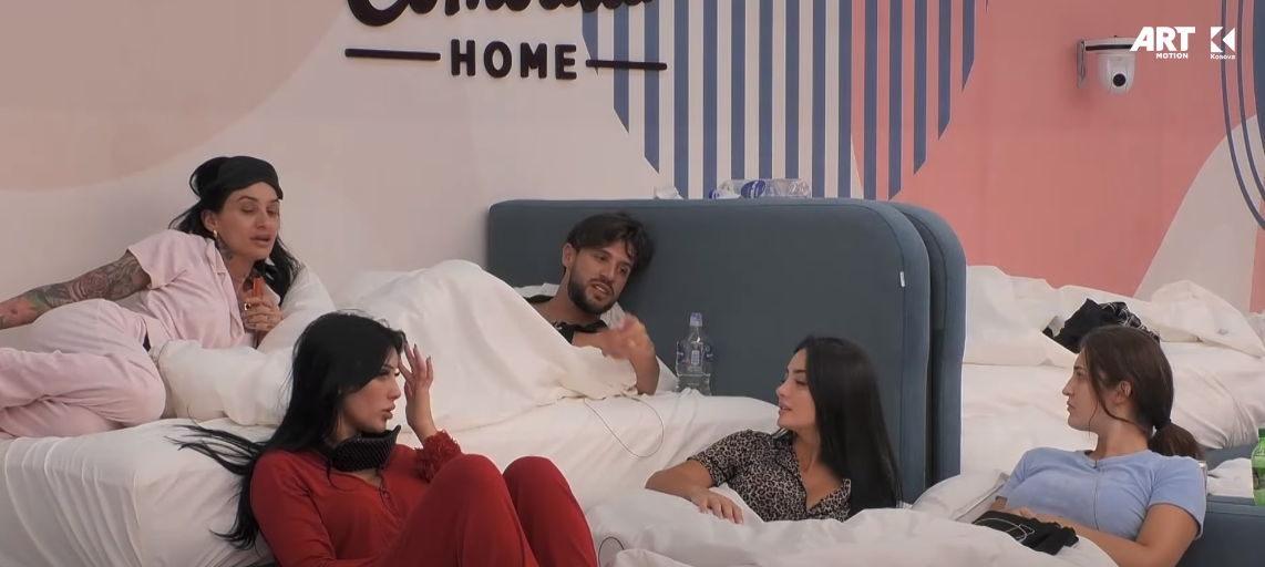 "Boni të fala kunatës", Lumbardhi vazhdon flirtimet me Albën (VIDEO)