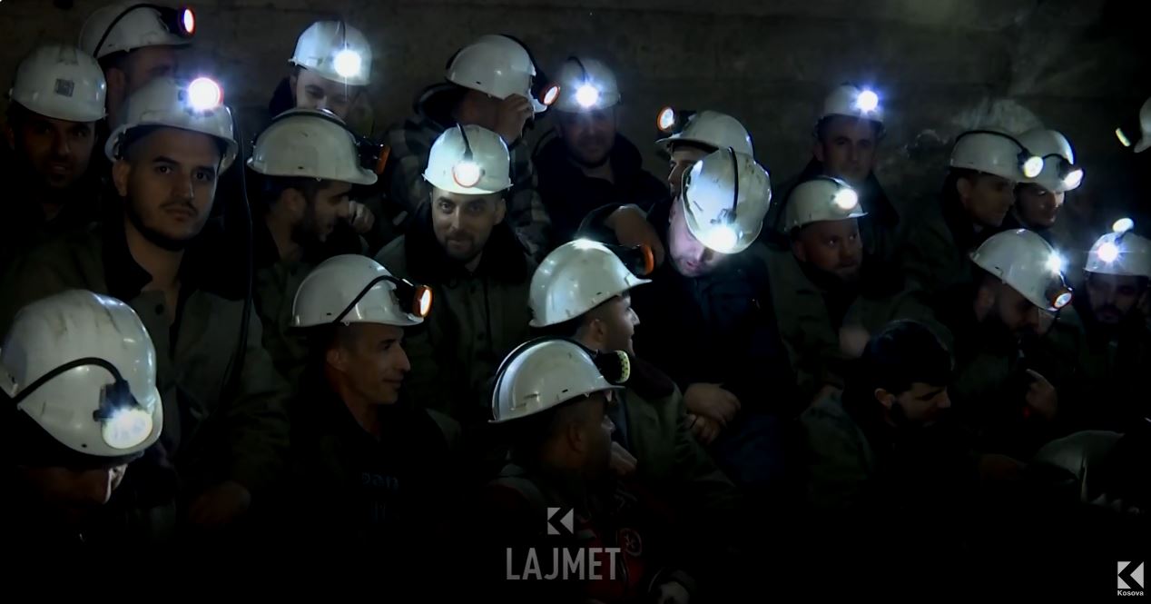 Minatorët në grevë, ende s’kanë marrë pagën e shtatorit (VIDEO)