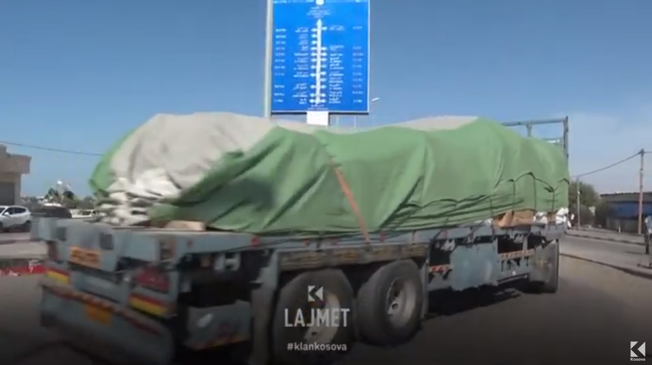 Hapet kufiri, Gaza “fiton bukë e ujë” (VIDEO)