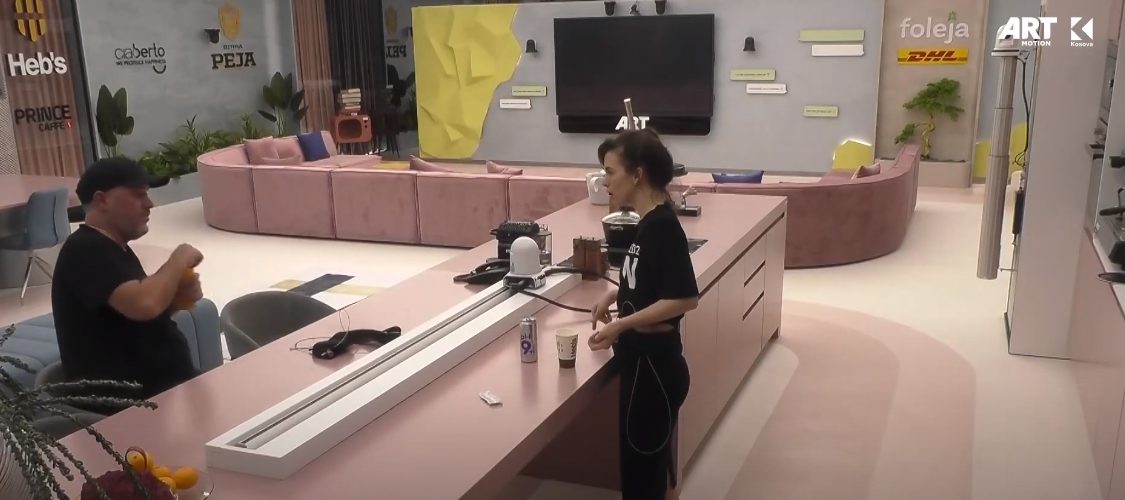 Shqipja dhe Ylli, banorët e parë që u zgjuan nga gjumi sot, çka biseduan në kuzhinë? (VIDEO)