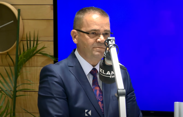 Paratë false në Kosovë, ish-guvernatori i BQK-së: Të ndryshohet metoda e pagesave dhe të trajnohen stafet