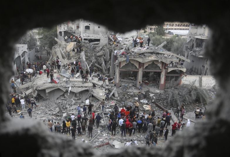 Armëpushimi Izrael-Hamas do të fillojë të enjten në mëngjes, thotë zyrtari izraelit