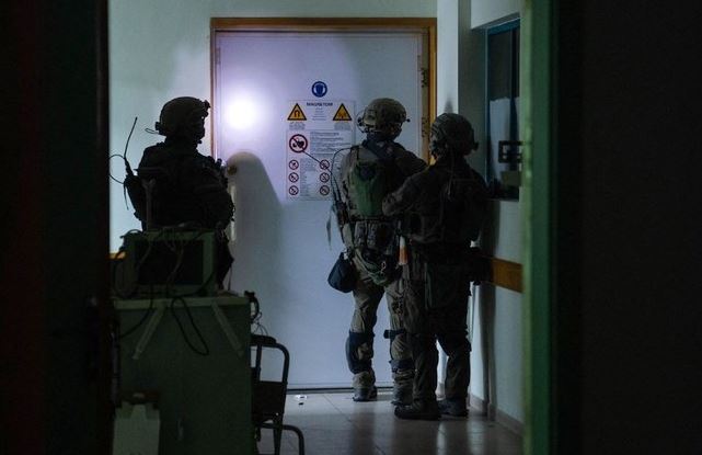 Izraeli arreston drejtorin e spitalit Al-Shifa, thotë Ministria e Shëndetësisë e Gazës