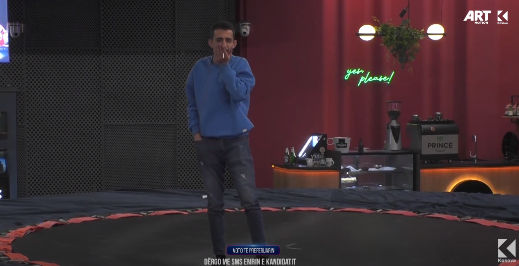 Gania tallet me Domenikun "Unë kam qenë në Big Brother në Afrikë" (VIDEO)