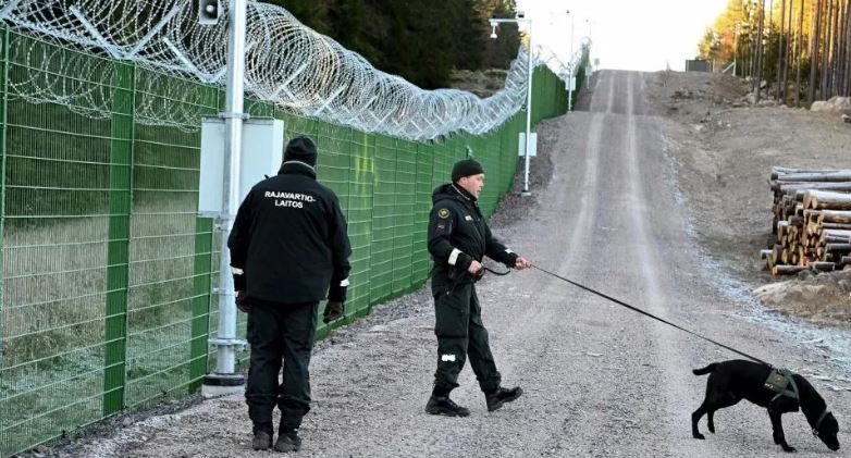 Finlanda akuzon Rusinë për ndihmën e kalimeve të paligjshme të emigrantëve