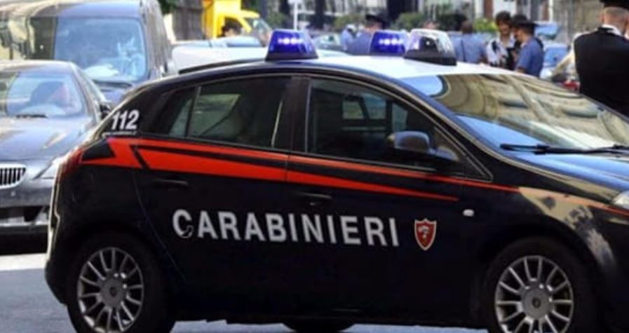 Po lëvizte me biçikletë, qëllohet me armë zjarri një shqiptar në Itali